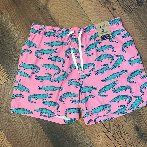 Chubbies 5.5 inch swim shorts - Picture 2 of 5